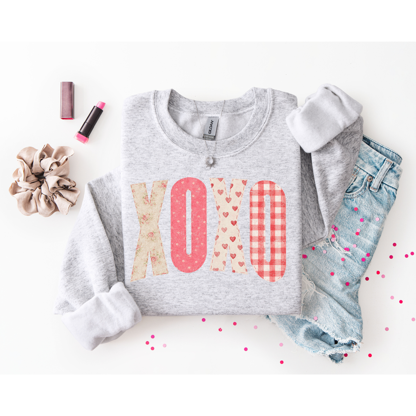 XOXO Gildan Crewneck ADULT