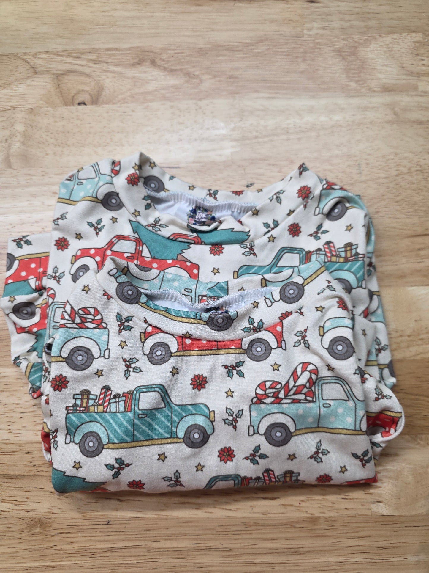 Christmas Lounge Top VINTAGE OG DBK (Several Available)