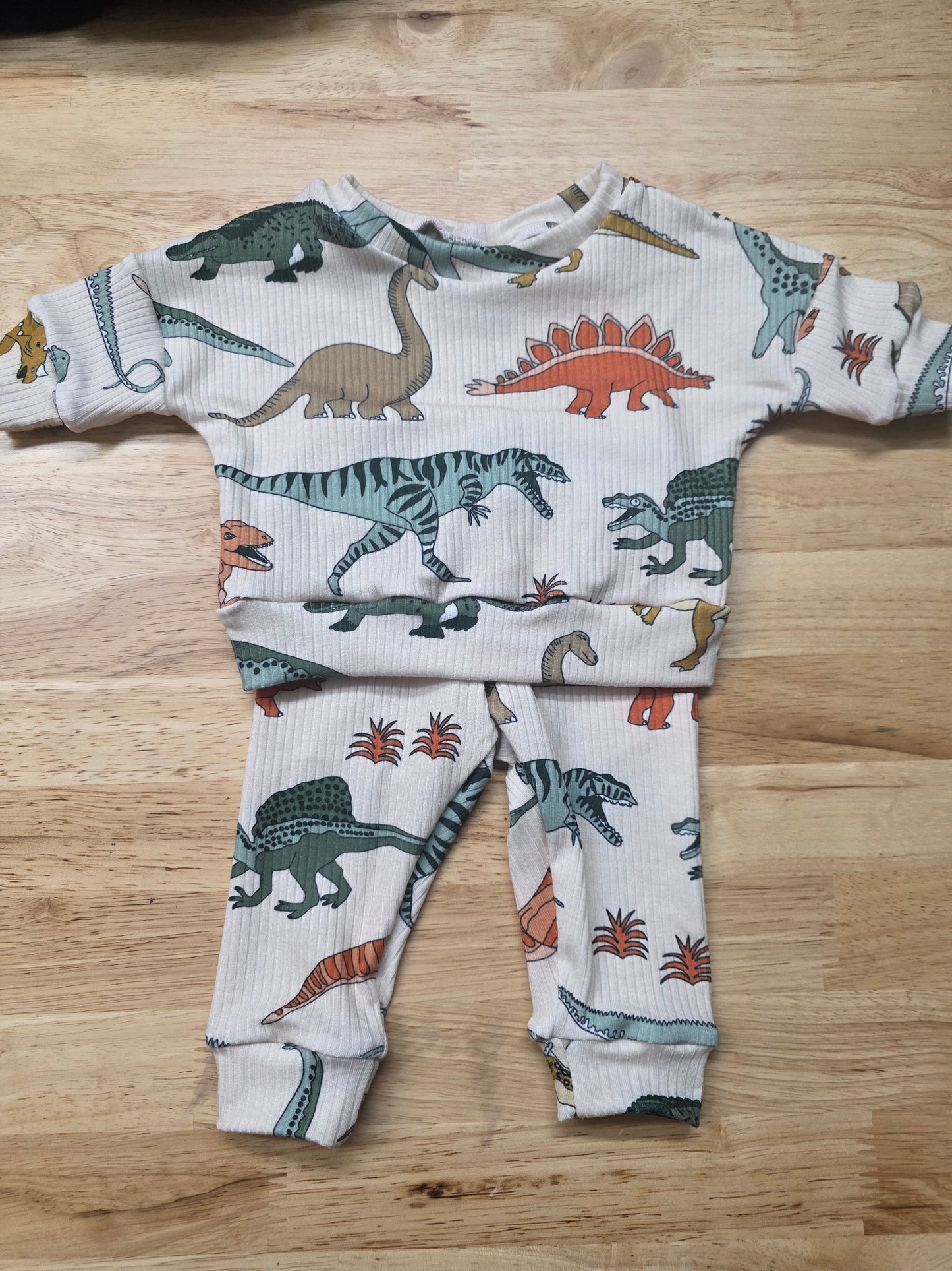Newborn Lounge Set NEW DBK